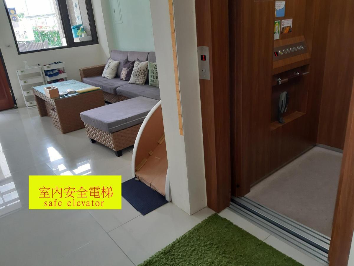 充電樁 羅東木村電梯民宿luodong Tree Bnb 雲朵朵二館 近週三清溝 免費洗衣機 烘衣機 星巴克咖啡豆 國旅卡特約店 Buitenkant foto